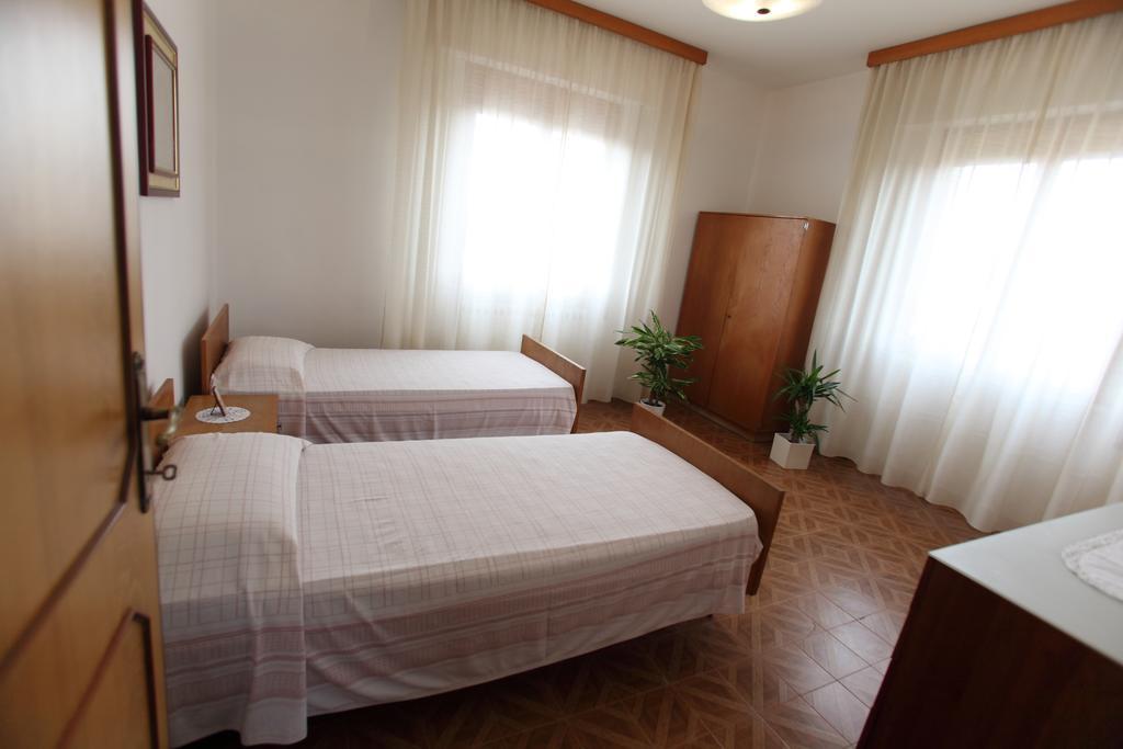 La Residenza Di Bacco Apartment Cannara ภายนอก รูปภาพ