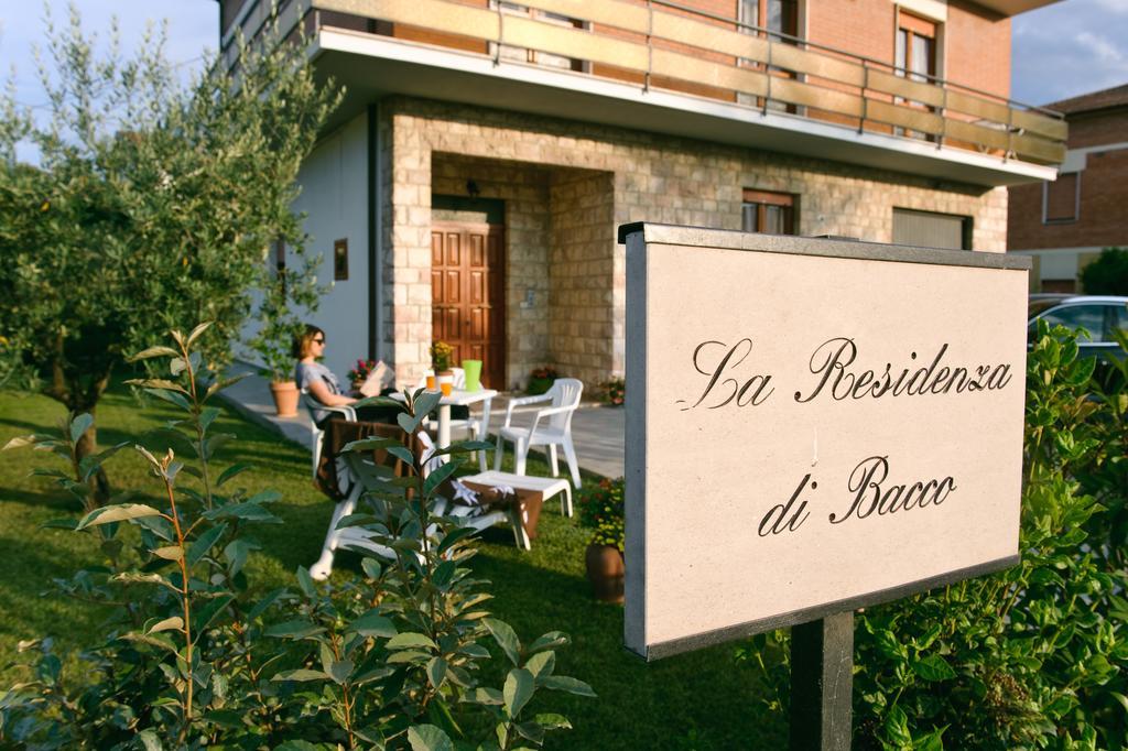 La Residenza Di Bacco Apartment Cannara ภายนอก รูปภาพ